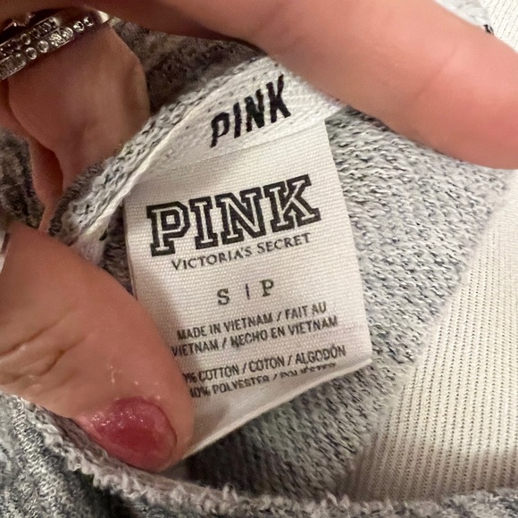 Cute grey PINK top great used condition - Picture 2 of 3